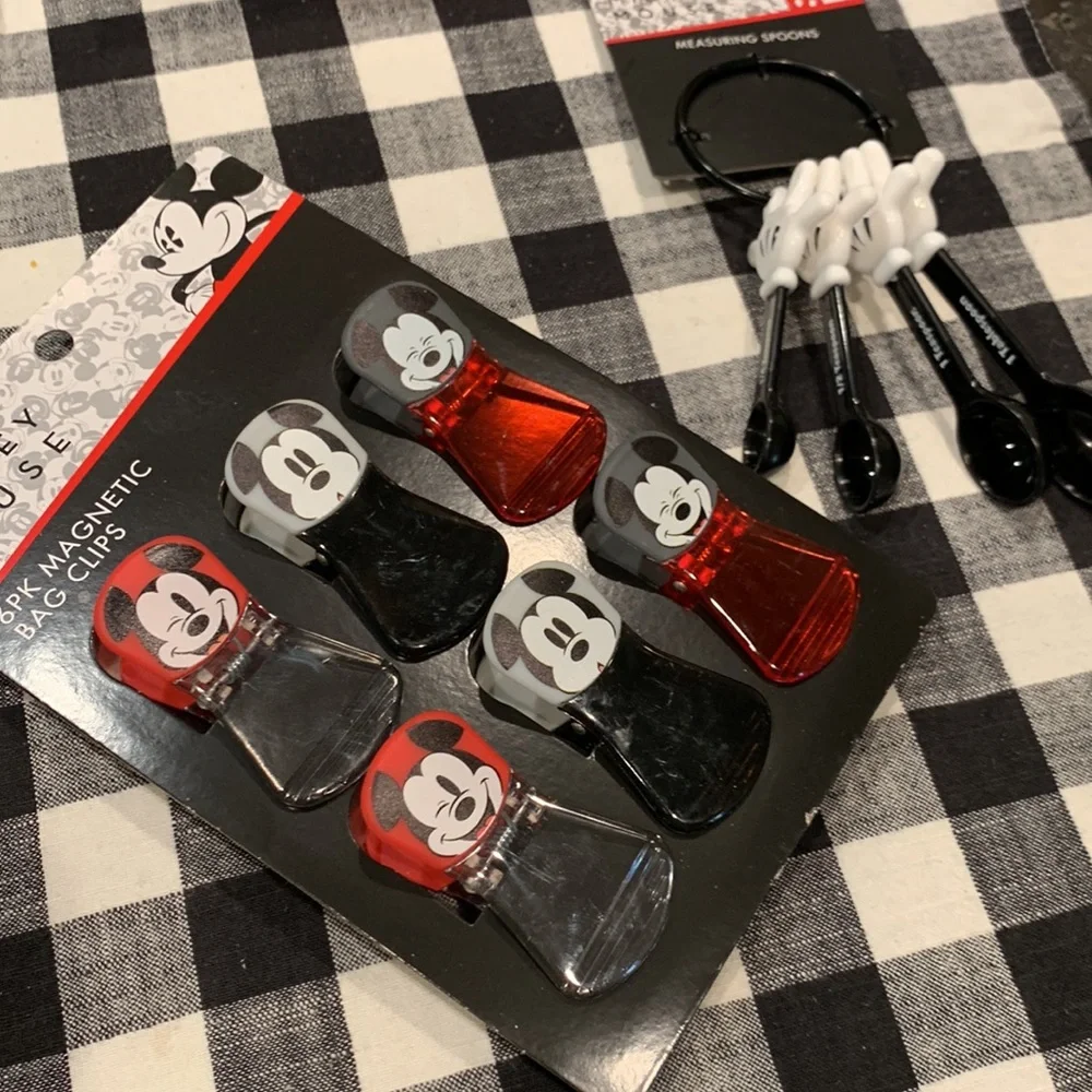 Disney Mickey Mouse Magnetic Chip Bag Clips & Hands Measuring Spoons Set